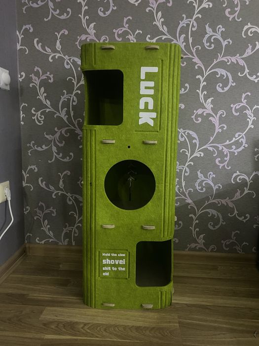 Уютный многоэтажный Дом -когтеточка для кошки