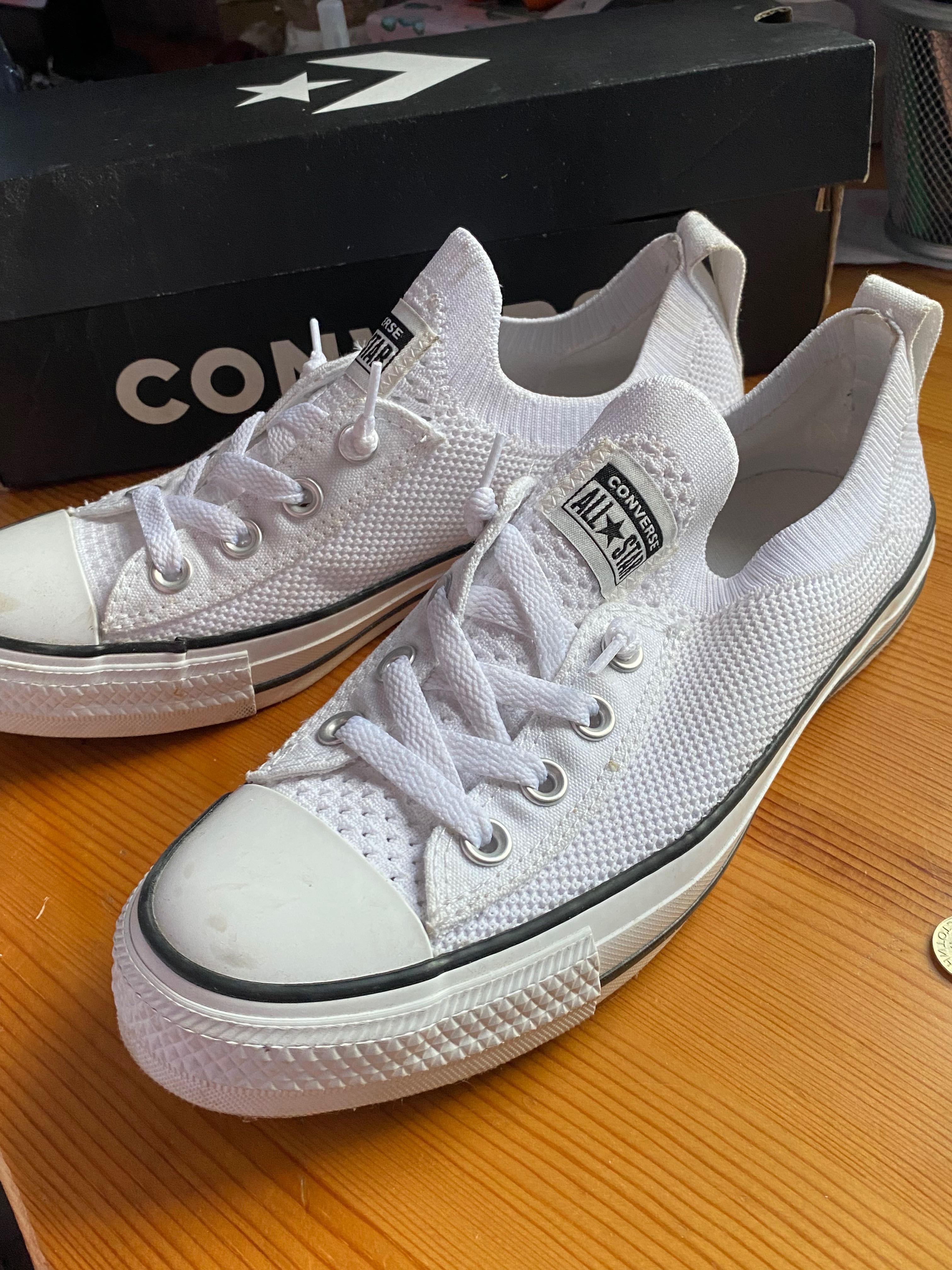Мрежести обувки Converse