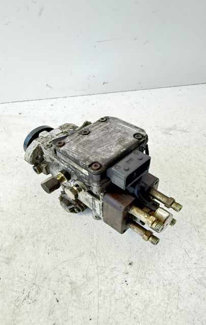 Pompa injectie YS6Q-9A543-RC Ford Focus prima generatie