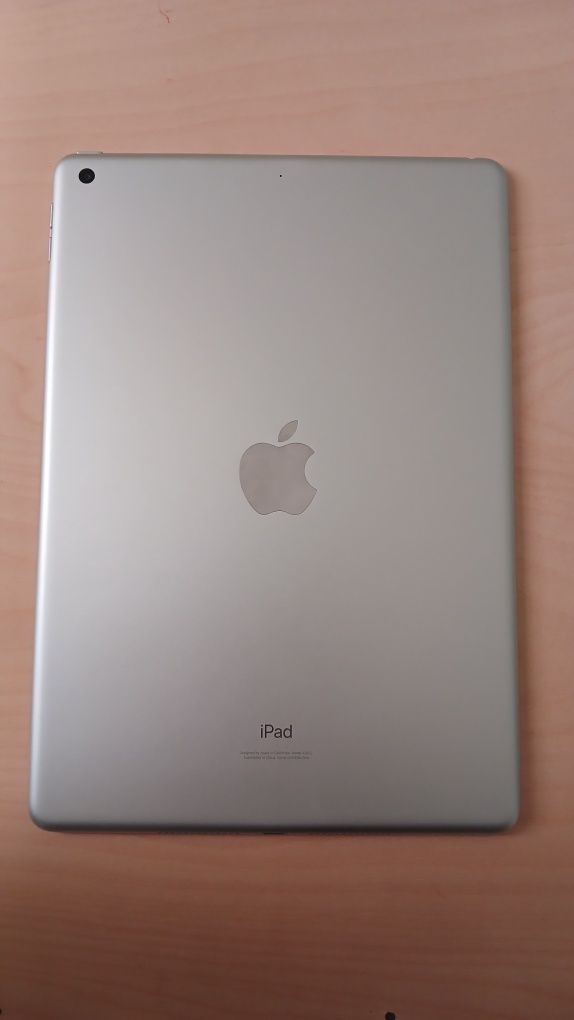 iPAD 9th Generation  64 Gb  Wi-Fi