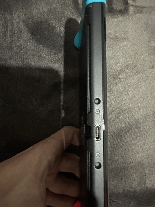 Продается прошитая Nintendo switch oled 64GB