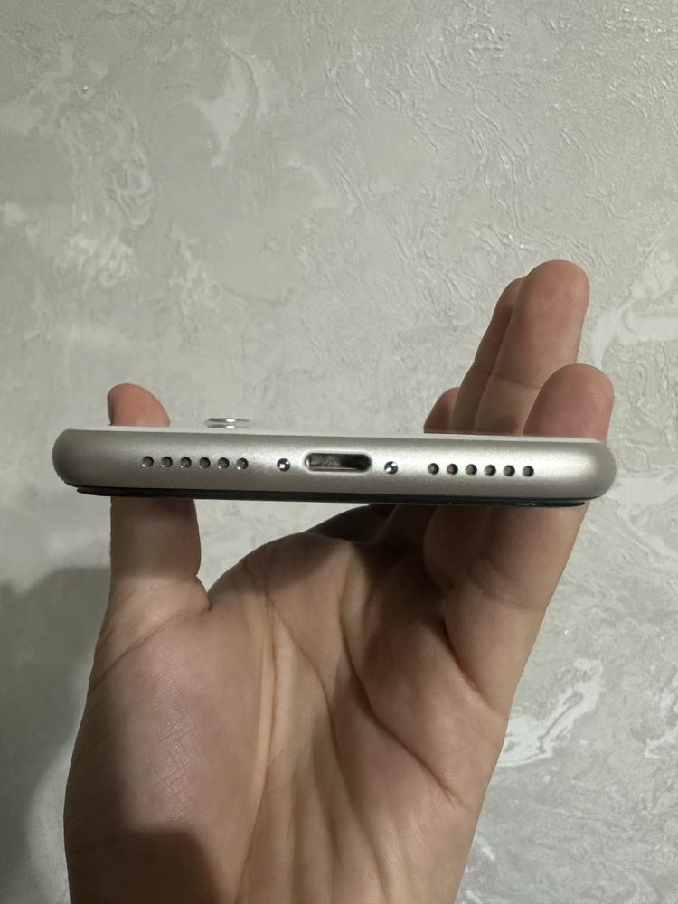 iPhone 11  oq 128 gb yomkost 87 %orginal