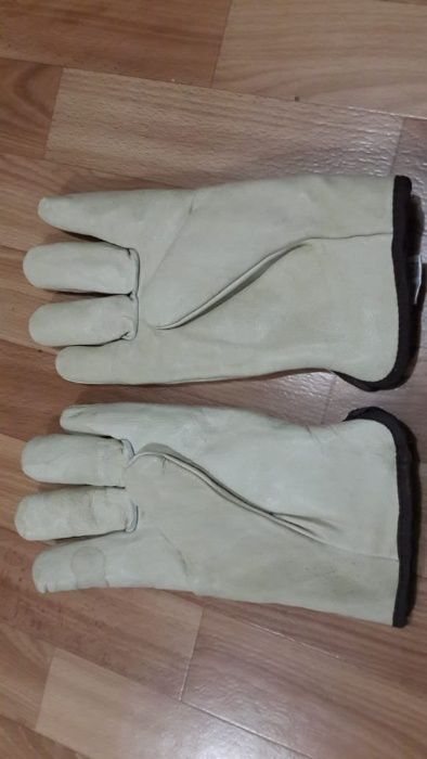 Продам перчатки зимние