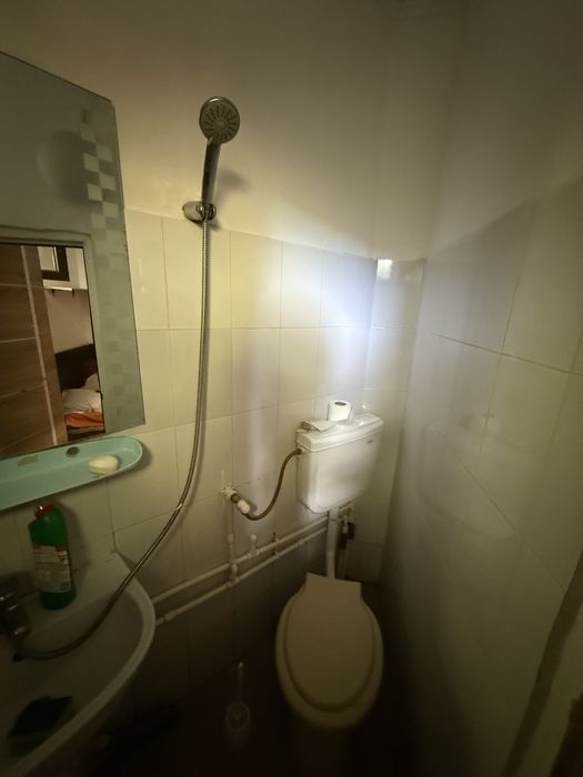 Chirie pe termen lung(NU RASPUND LA MESAJE)