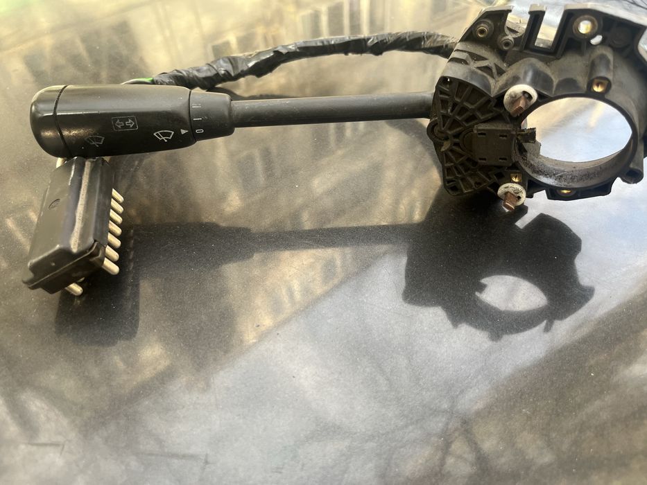 Продам гитару ( рожок ) на w124 мерс