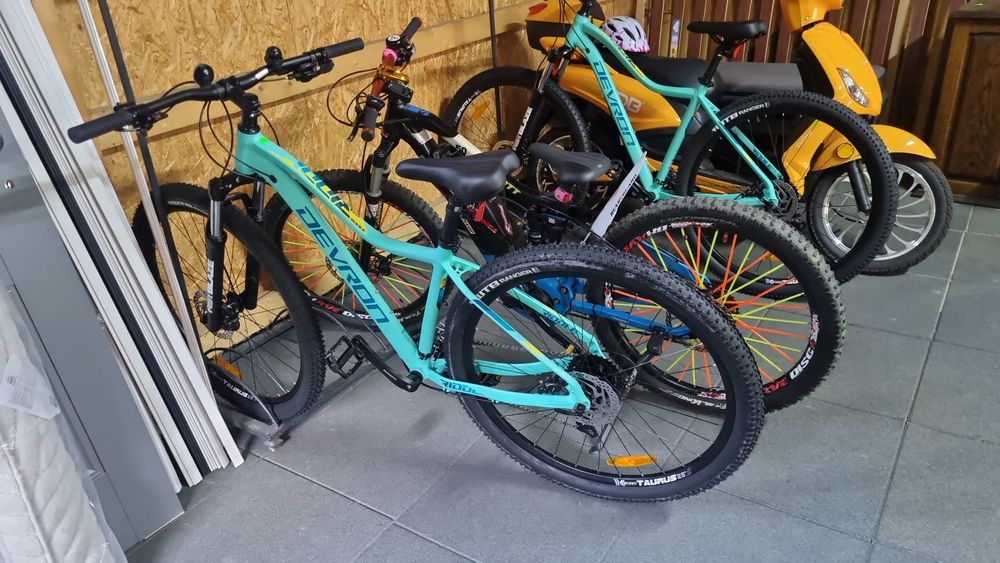 Bicicleta cadru full suspensie