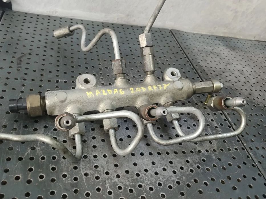 rampa injectoare  2.0 di rf7j mazda 5 mazda 3 mazda 6
