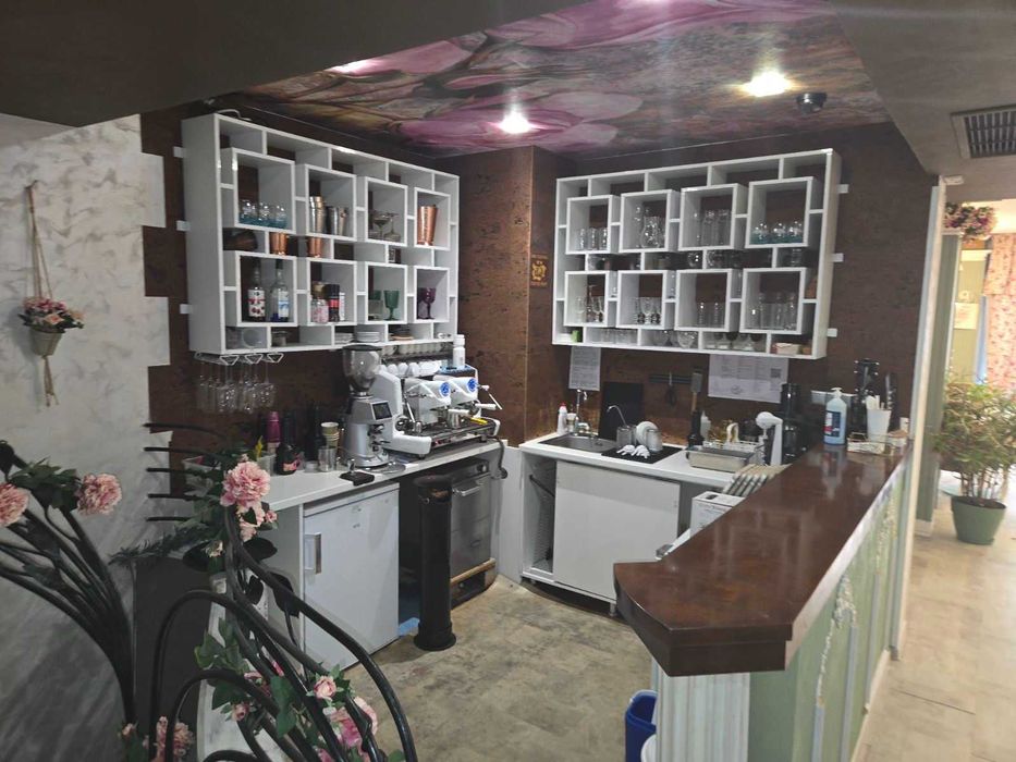 Дава се под наем Заведение в Варна, Център - 220 кв.м за 1500 € - Снимка #3