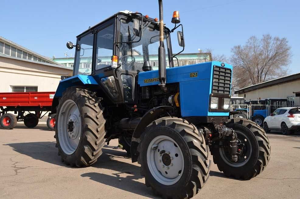Трактор Беларус-82.1, новый