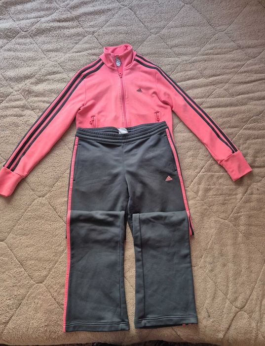 Оригинален дамски екип adidas