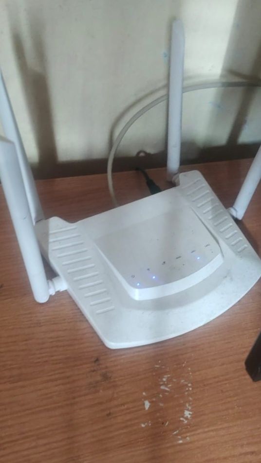 Билайн актив izi алтел теле2 кселл 4G Wi-Fi роутер модем стационарный