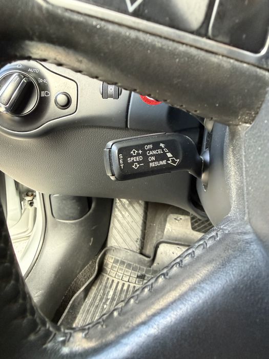 VAND Audi a4 b8 2.0 TDI