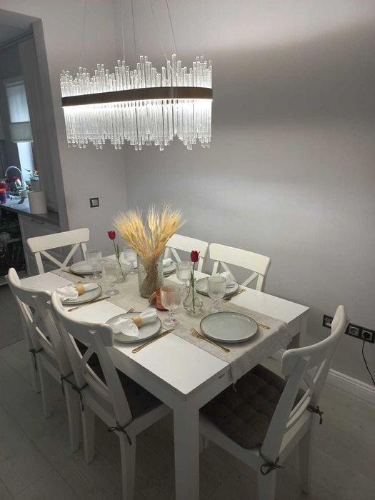 Scaune albe lemn de la IKEA