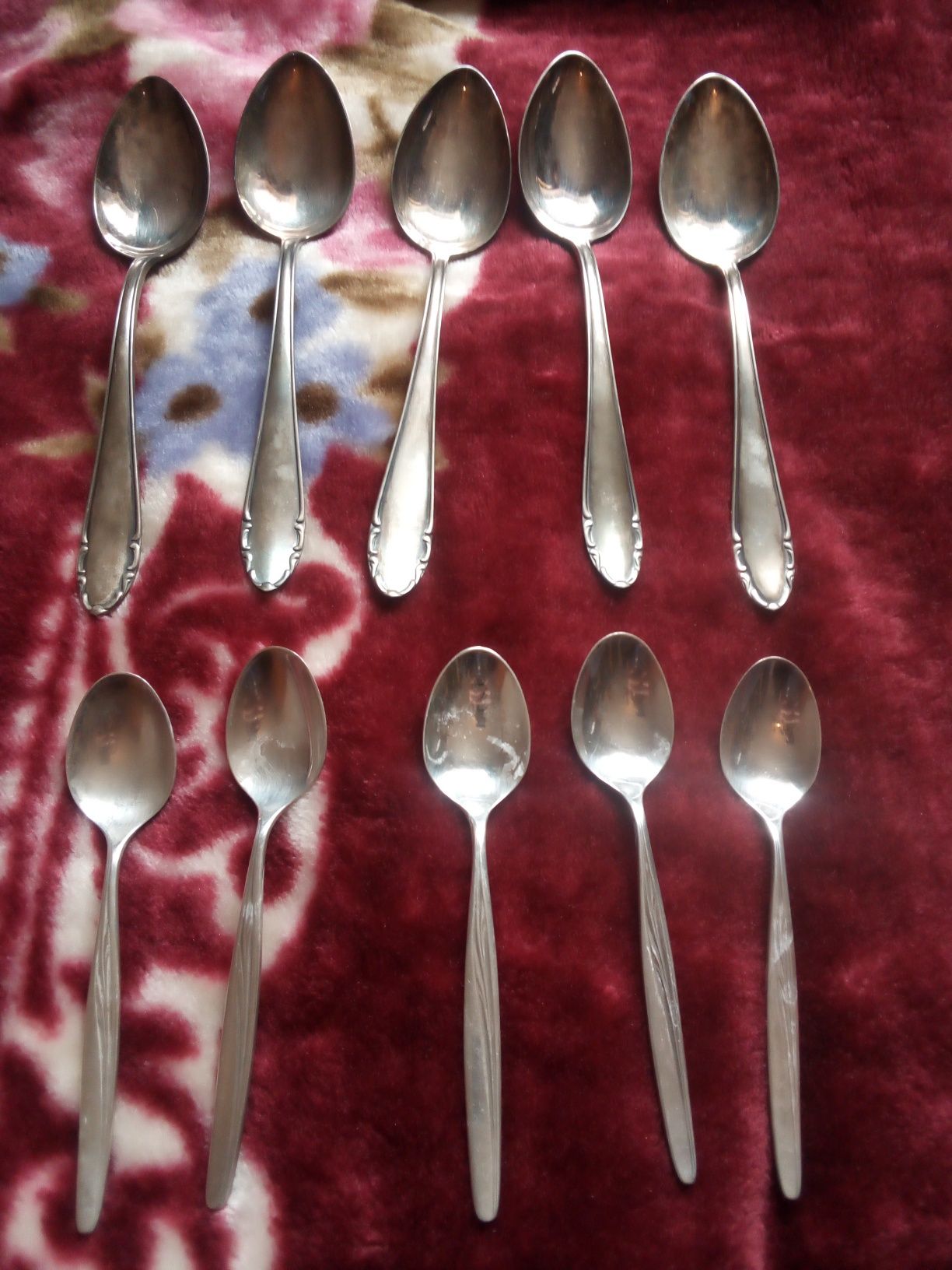 11 Linguri și  lingurițe placate cu argint