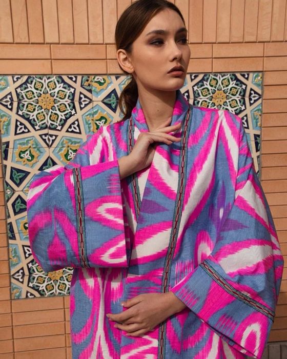 Adrasdan milliy va zamonaviy liboslarga buyurtma olamiz