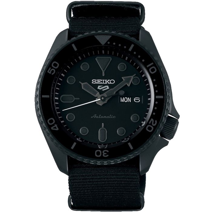 Seiko 5 Sports Blackout Nylon Strap 4R36-07G0