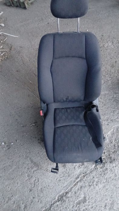 Vând scaune Mercedes C Class W203