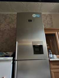 Продам 2-х камерный холодильник LG