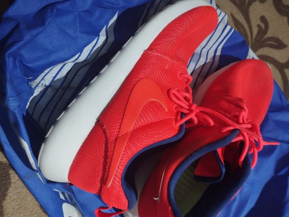 Найк кроссовка для девушек