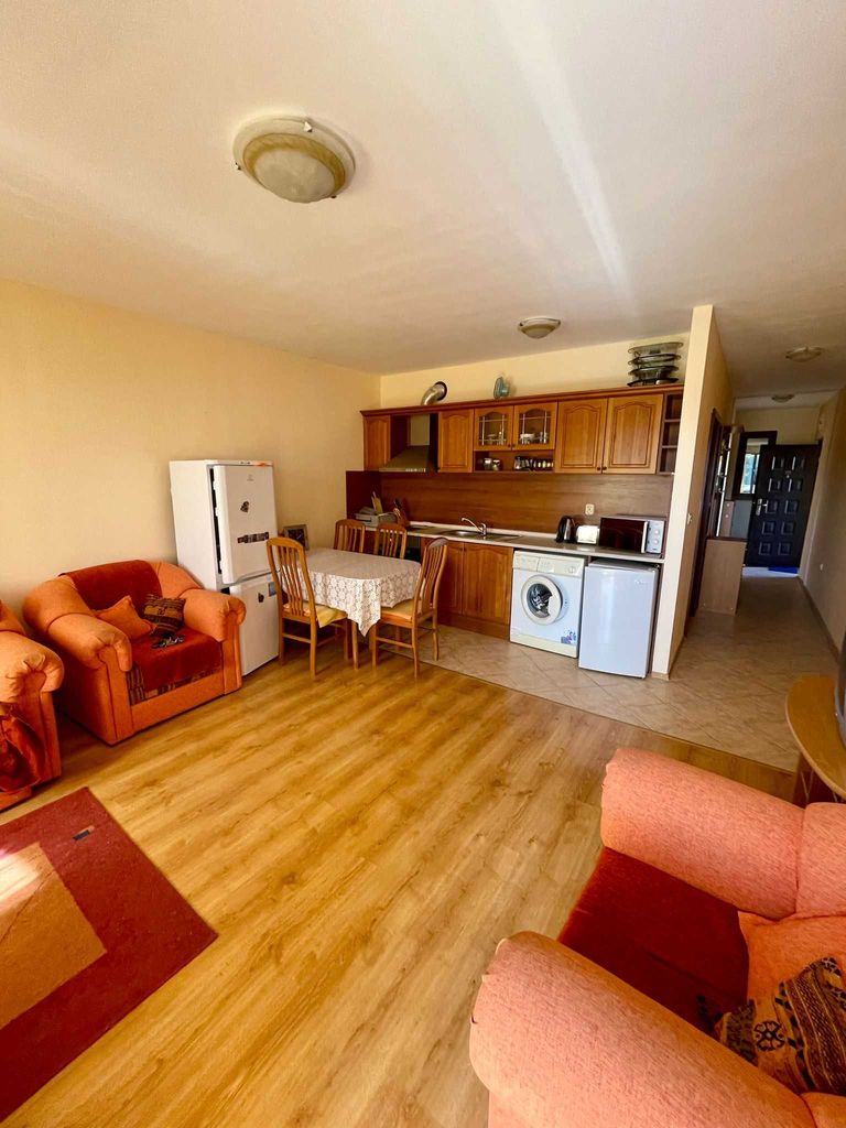 Продава се Двустаен апартамент в Обзор - 75 кв.м за 827 €/кв.м - Снимка #5