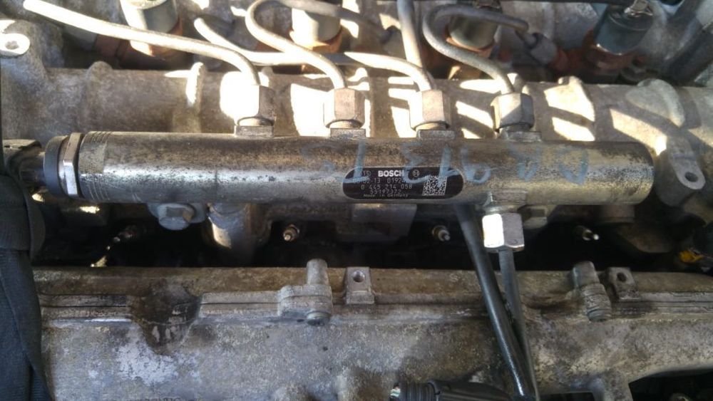 Rampa injectoare 1.9 jtd 937a5000 alfa romeo gt 0445214058