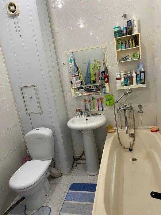 Продается 2-комнатная квартира, массив Карасу-1, ориентир школа № 209