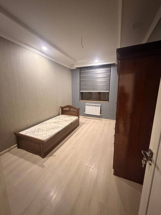 Срочно продается 4х ком квартира, ЖК Дархан, ор-р: ул. Асака, 128 м²