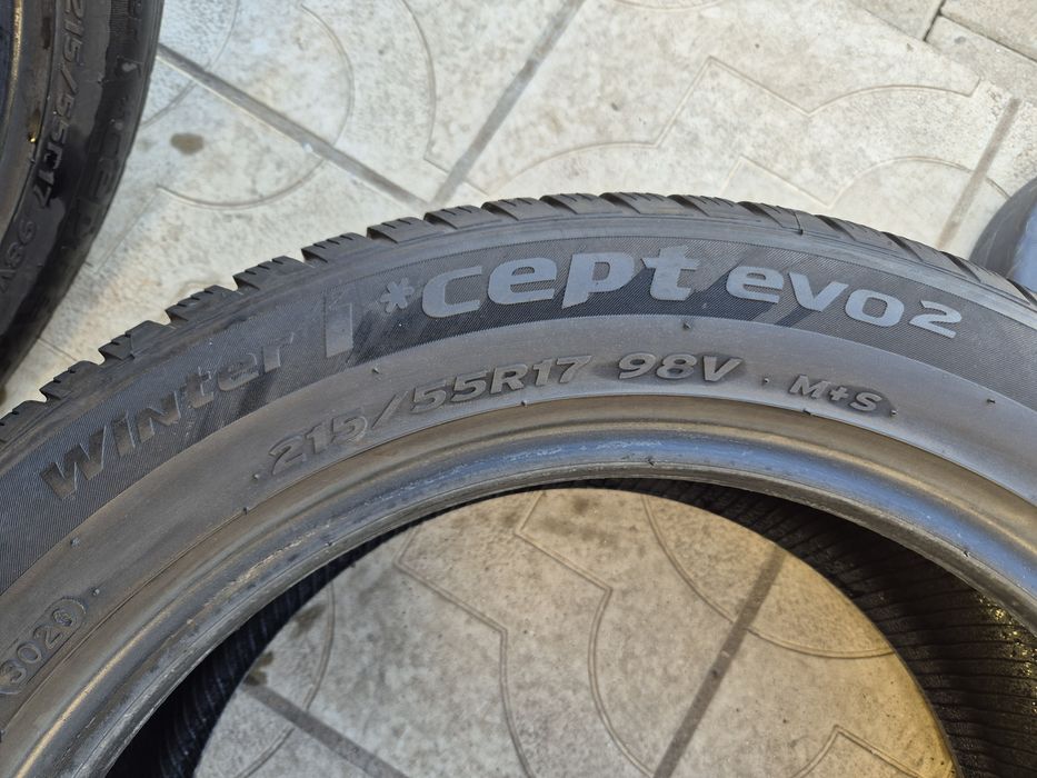 4бр.зимни гуми 215/55/17 98V HANKOOK  Winter I Cept evo 2