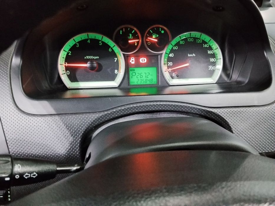 Nexia 3 holati yaxshi gazlari bor