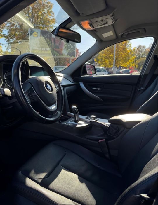 BMW Seria 3 F30 2012 - 207.000KM