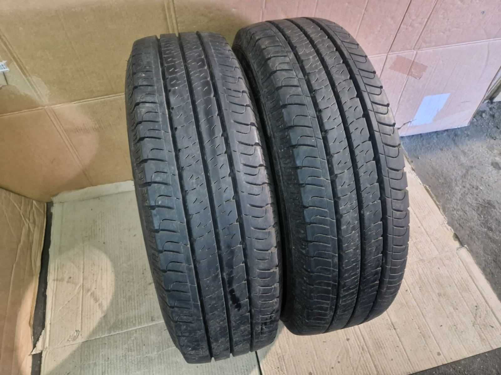 2 Goodyear R16C 225/75/ 
летни бусови гуми DOT0819