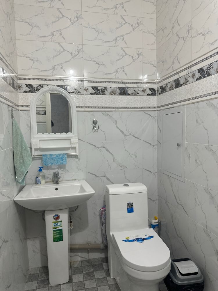 Srochna 3x xonali yashashga tayyor kvartira metrogacha 500 metr