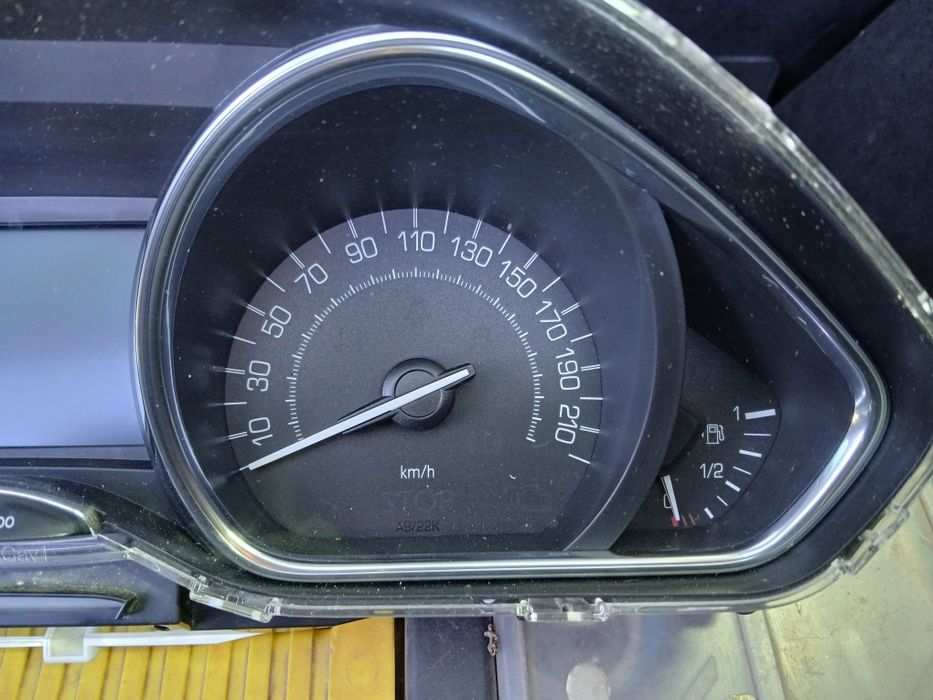 Километраж за Пежо 2008