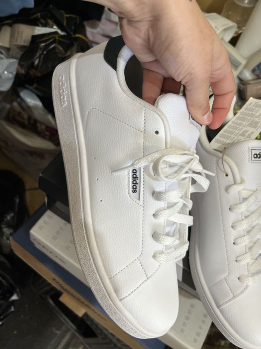 Маратонки Adidas 43.5