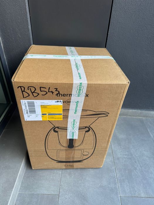 Este vandut aparatul, se asteapta curierul.