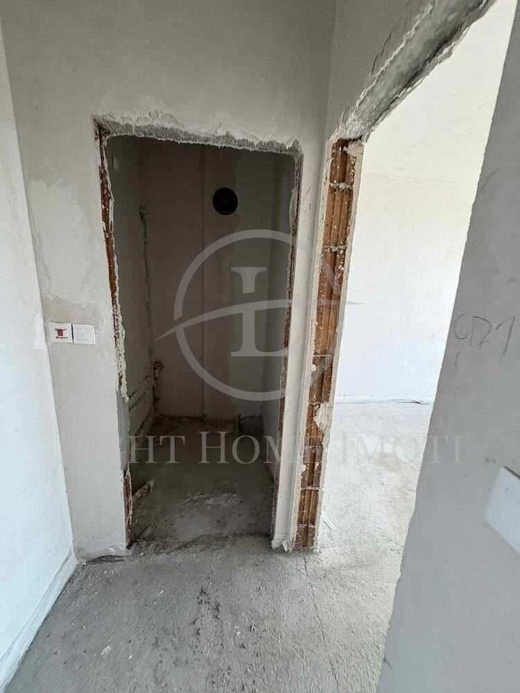 Реф. 2825 Тристаен АКТ 16 / Тракия