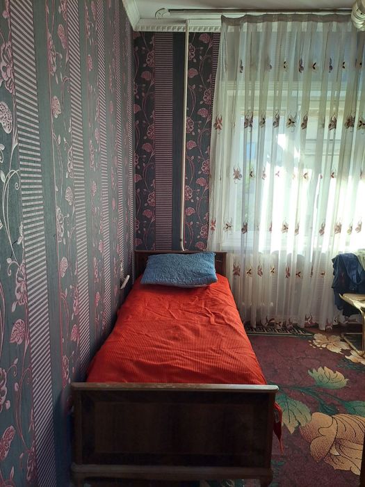 Yunsobod 19 kv yol yuzi 5/4/5/110 kv joyi yaxshi srochniy variyant