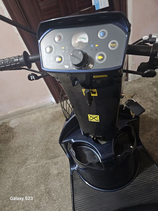 Scooter electric wz Goliath 15km/h 3 roti pt persoane cu mobilitate re