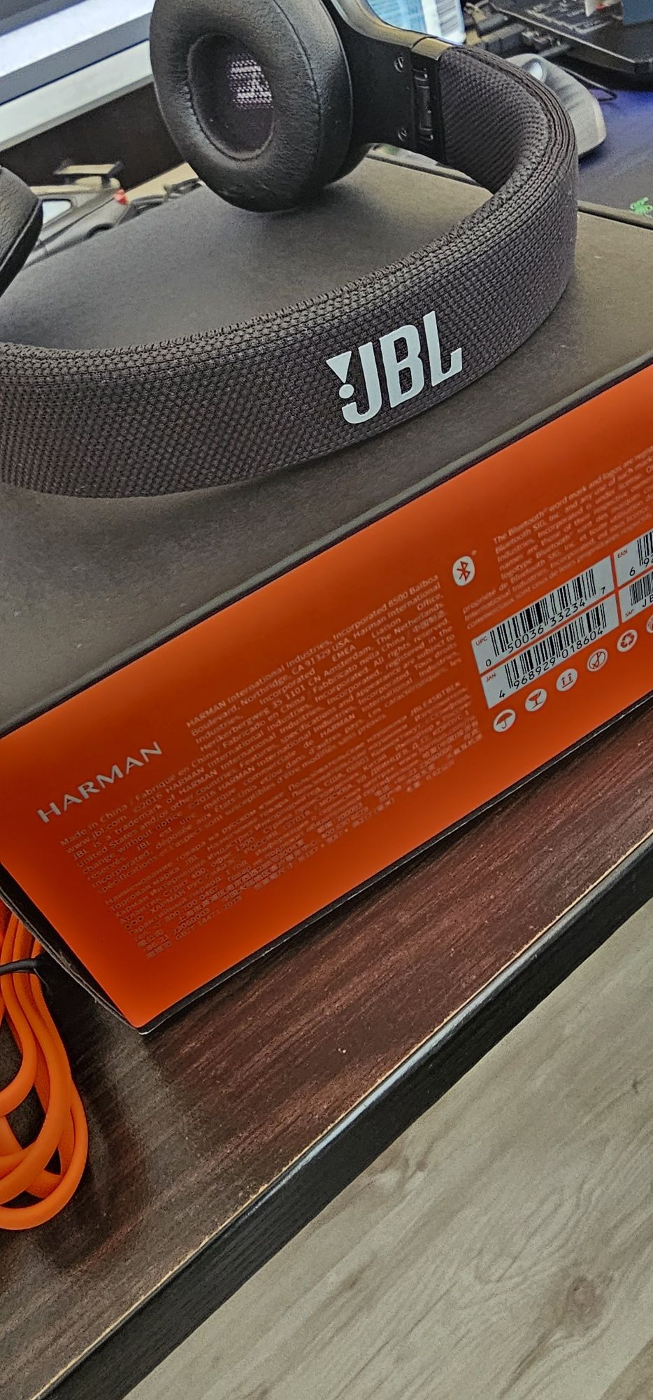 JBL E45BT Bluetooth безжични слушалки
