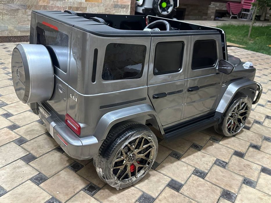 Mercedes Benz S307