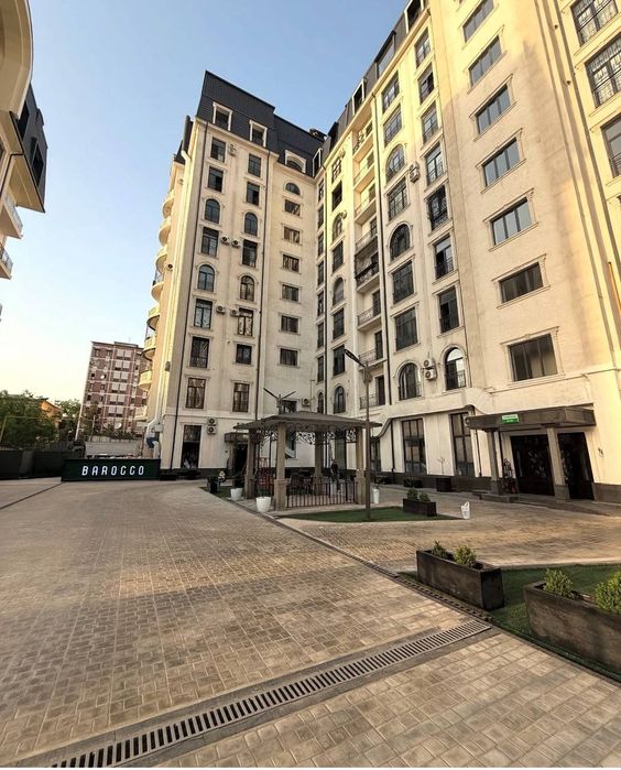 ЖК "Барокко" - Гидрометцентр, 110 кв.м. коробка