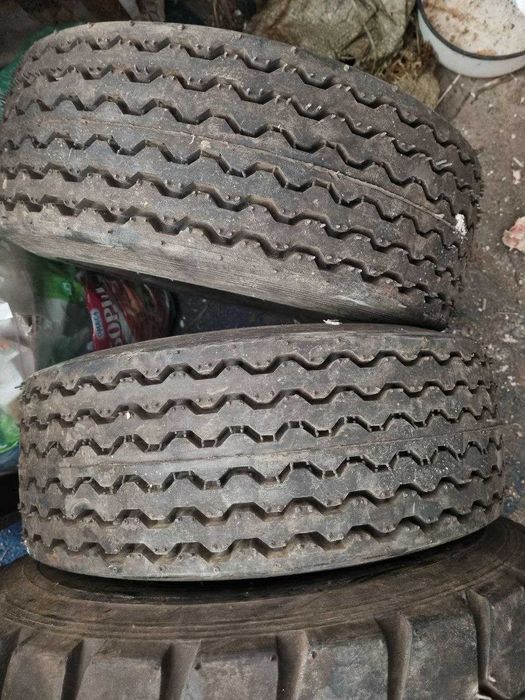 Продам шины на погрузчик