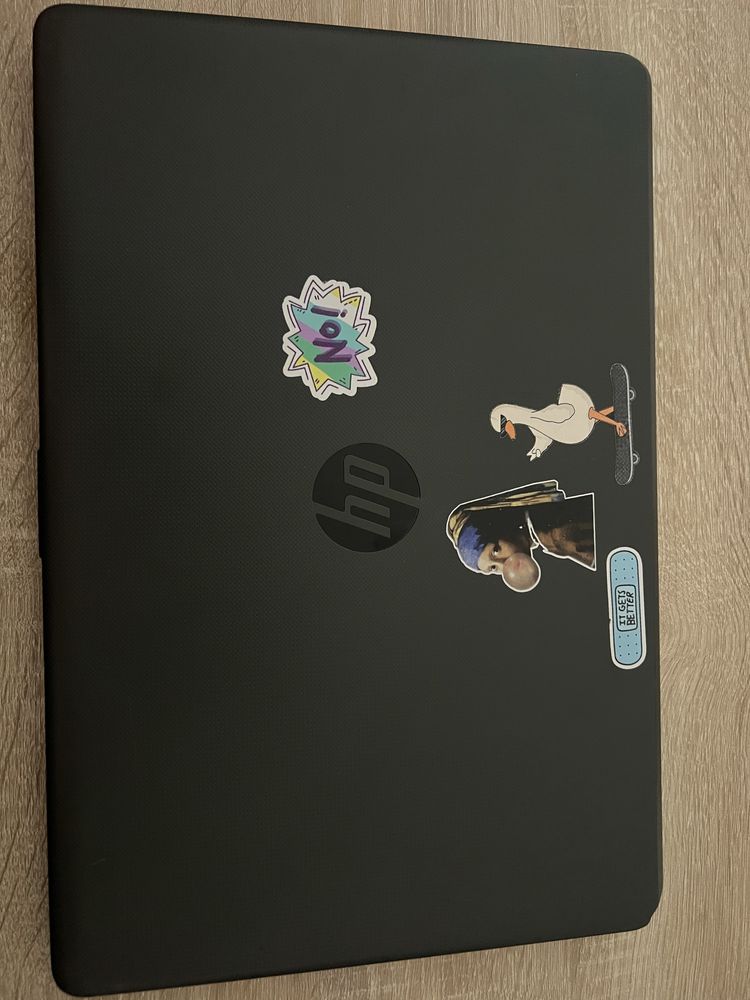 HP Laptop noutbuki sotiladi. Holati ideal Srochnaa!!!