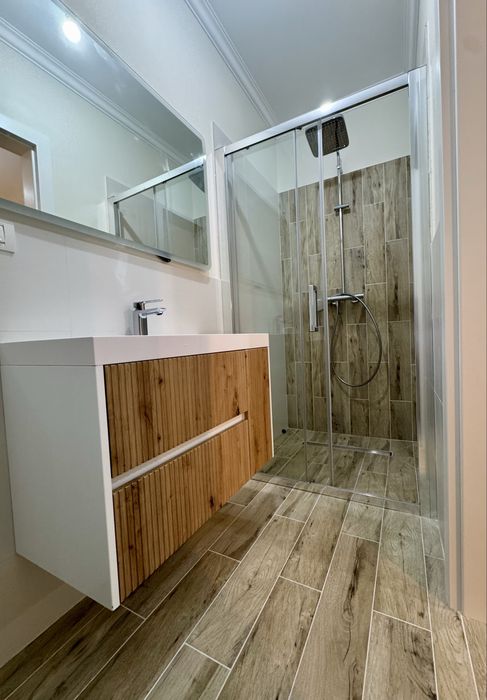 Casa Premium 4dormitoare 3bai asfalt Mosnita Noua