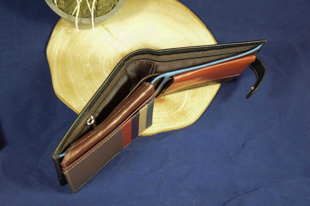 Лазерно гравирано мъжко портмоне от италианска естествена кожа