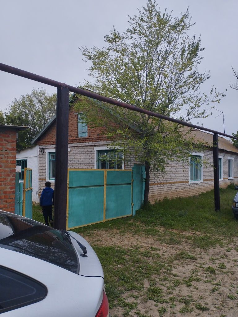 Продается дом в селе Зеленое.
