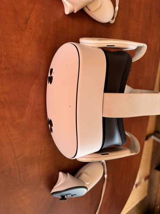 Очила за виртуална реалност OCULUS META QUEST 3S 128GB EU