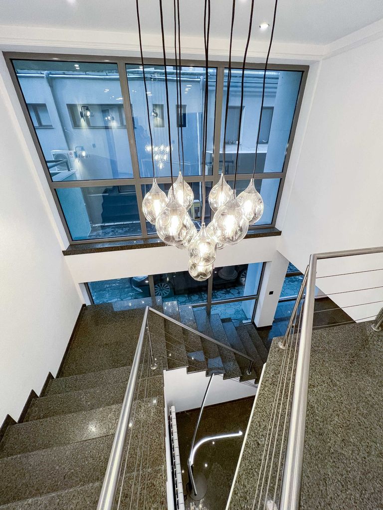 Продава се Офис в София, Лозенец - 303 кв.м за 3480 €/кв.м - Снимка #6
