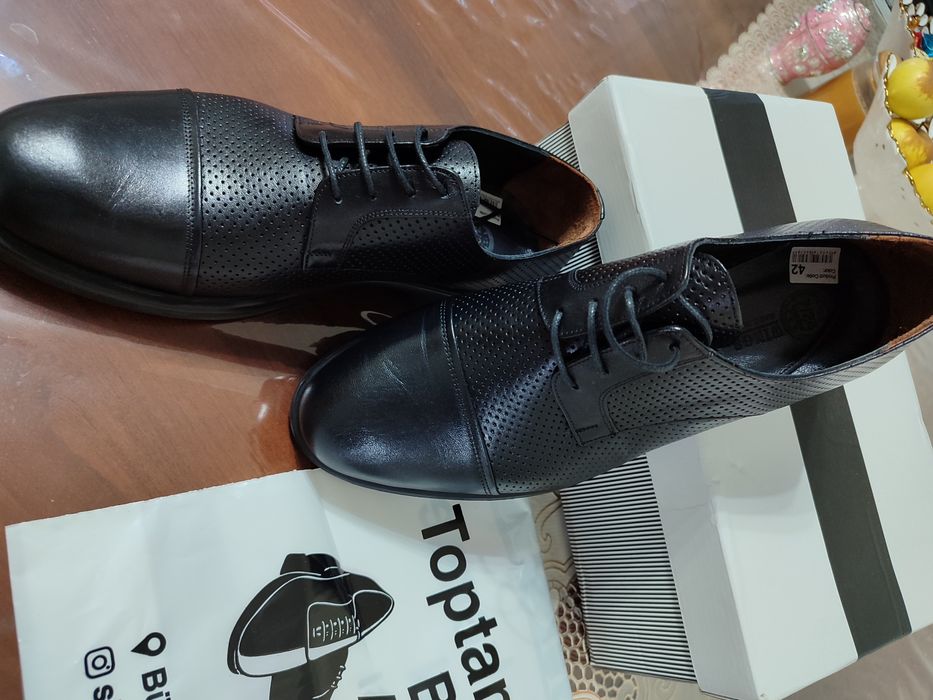 Продам мужские кожаные туфли