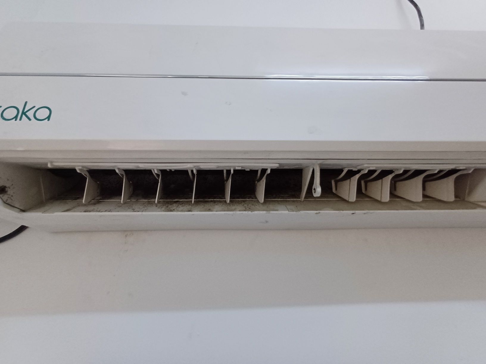 Igienizare profesionala, aer conditionat! 149 ron.